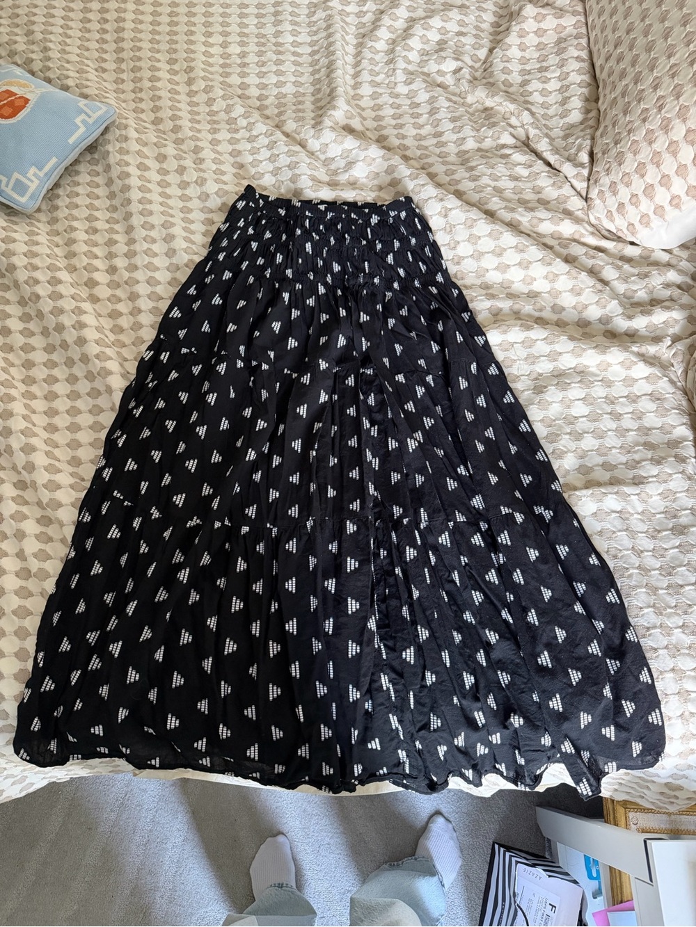 Black Patterned Pleated Maxi Skirt